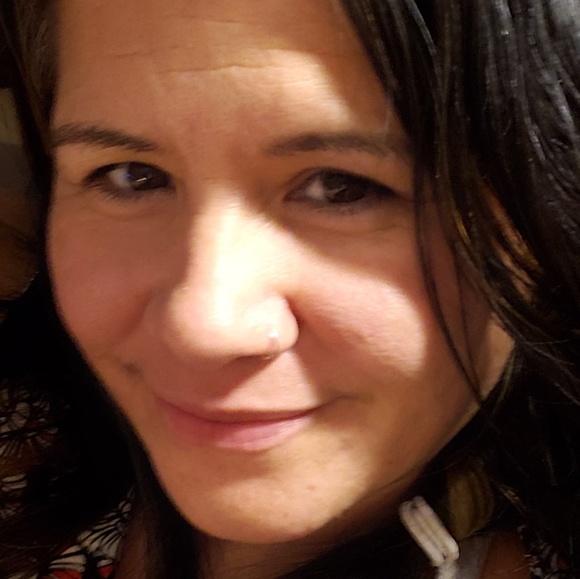 Meet your Posher, Caledonia - Picture 1 of 1